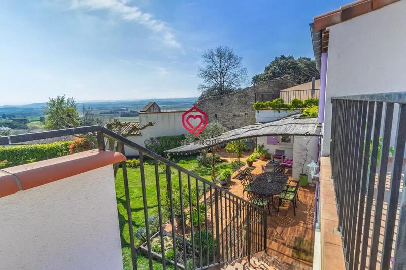 Maison de village - 186 m² - 8 pièces