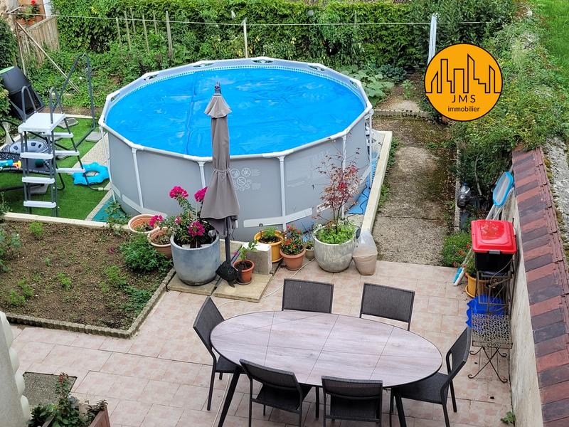 Maison - 110 m² - 5 pièces