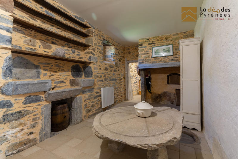 Maison traditionnelle - 190 m² - 5 pièces