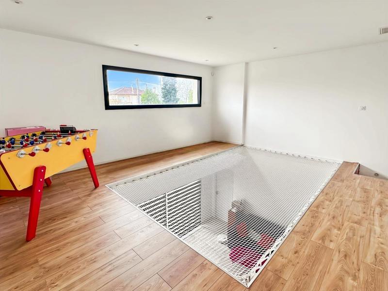 Maison - 149 m² - 5 pièces