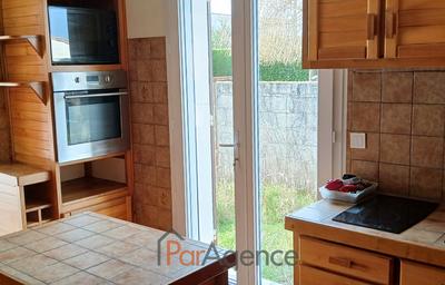 Maison - 193 m² - 9 pièces