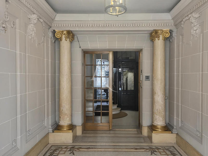 Appartement - 79 m² - 3 pièces