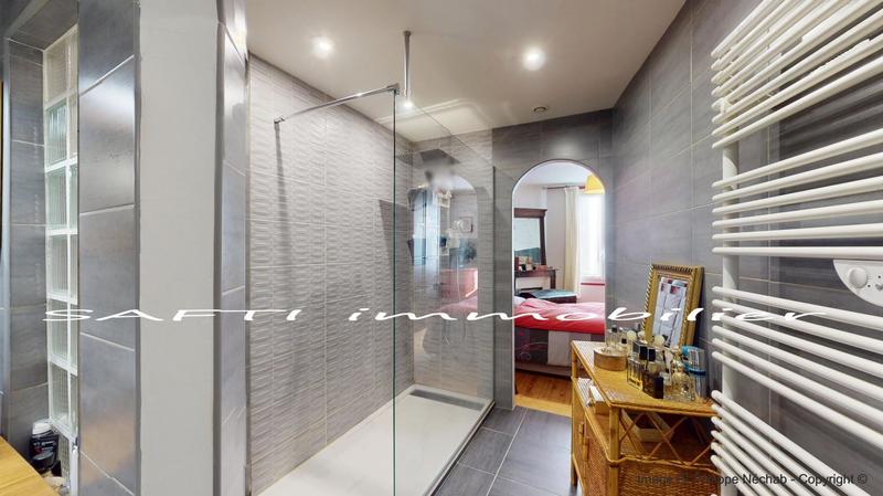 Maison - 101 m² - 5 pièces