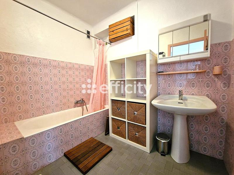 Appartement - 72 m² - 3 pièces