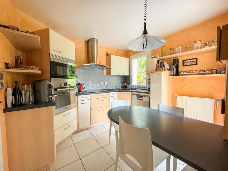 Maison - 112 m² - 6 pièces