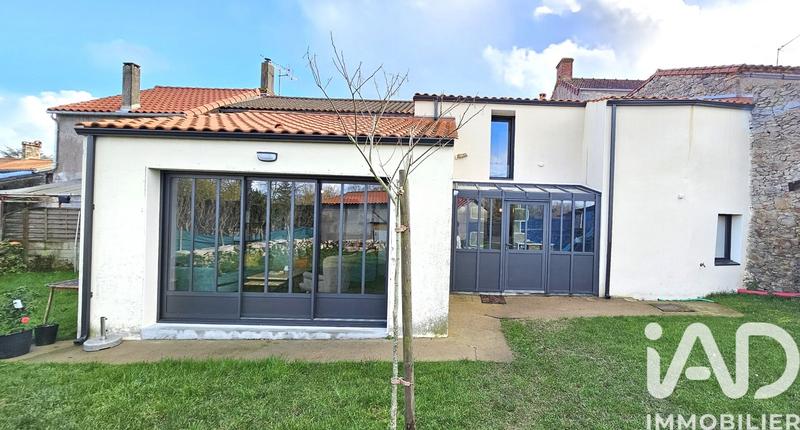 Maison - 122 m² - 7 pièces