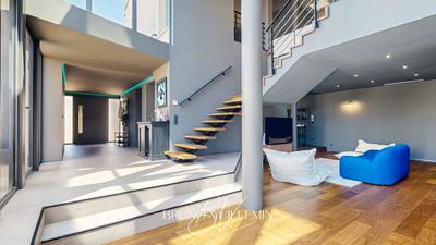 Villa - 389 m² - 11 pièces