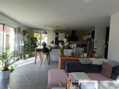 Pavillon - 122 m² - 5 pièces