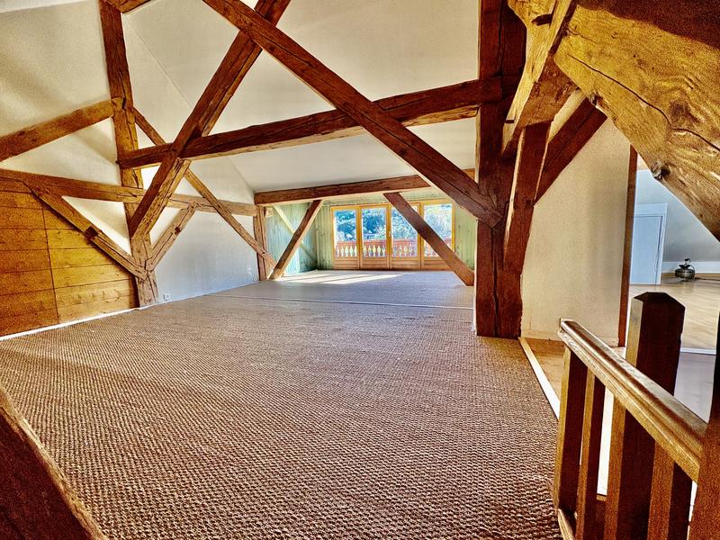 Duplex - 200 m² - 5 pièces