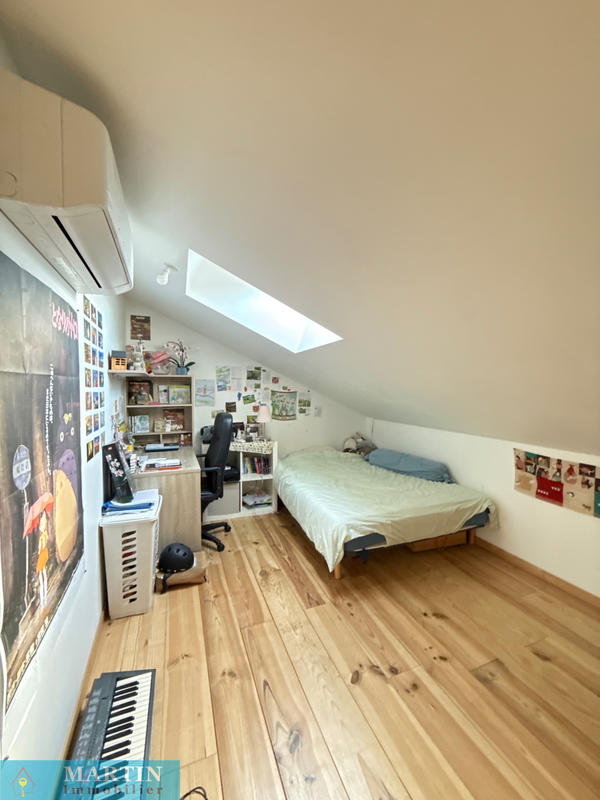 Maison - 102 m² - 6 pièces