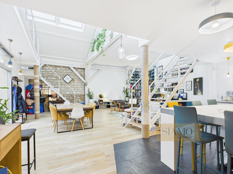 Appartement - 232 m² - 7 pièces