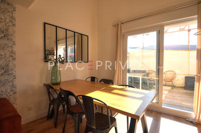 Appartement - 89 m² - 5 pièces