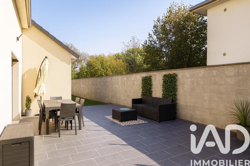 Maison - 174 m² - 7 pièces