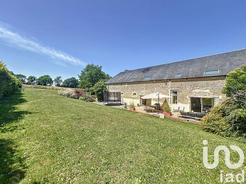 Maison - 284 m² - 7 pièces