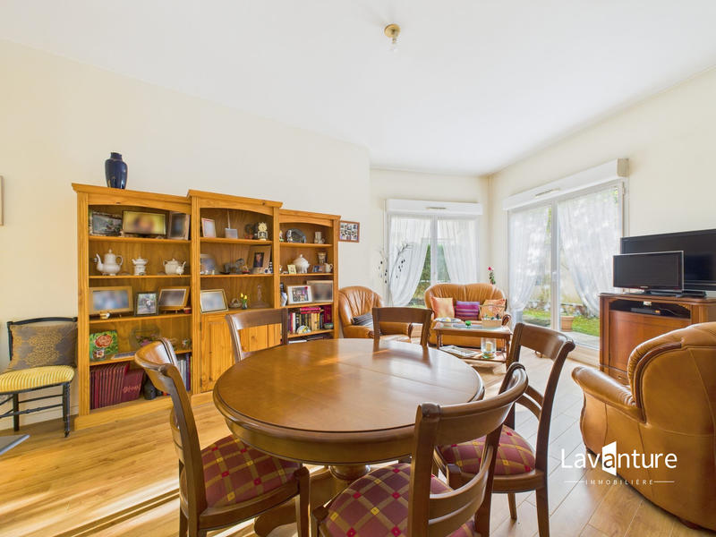 Appartement - 70 m² - 3 pièces