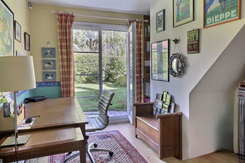 Maison - 184 m² - 8 pièces