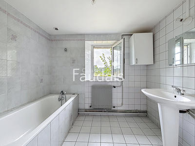 Maison - 154 m² - 5 pièces