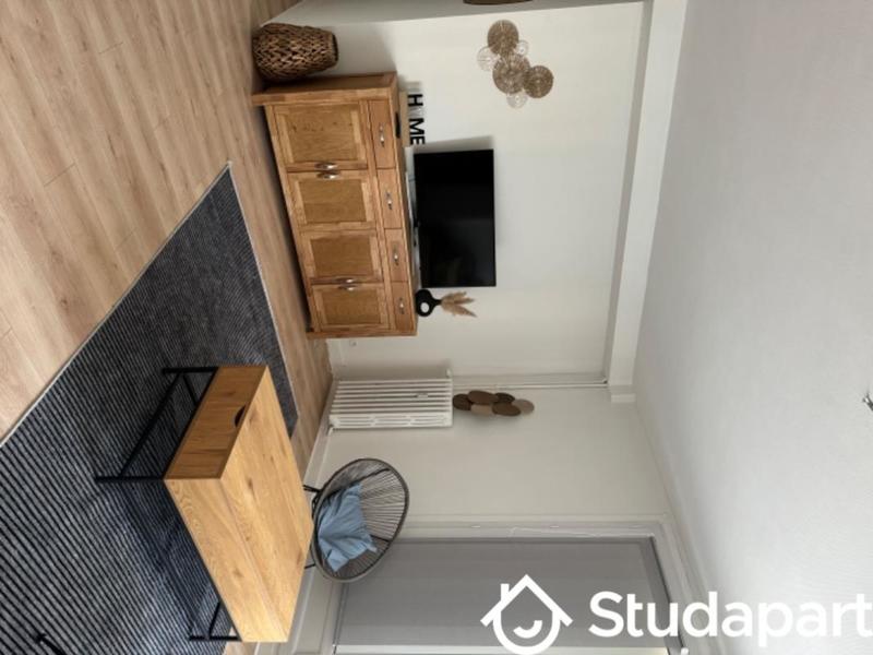 Chambre - 14 m² - 1 pièce