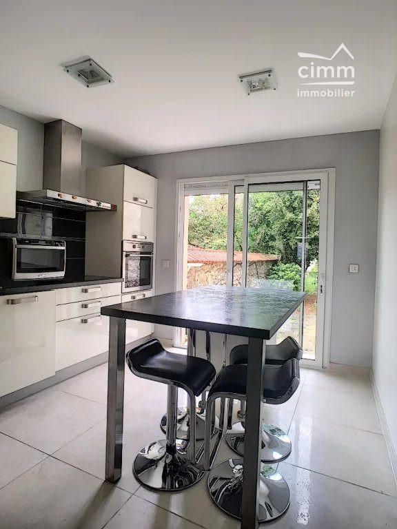 Maison - 74 m² - 4 pièces