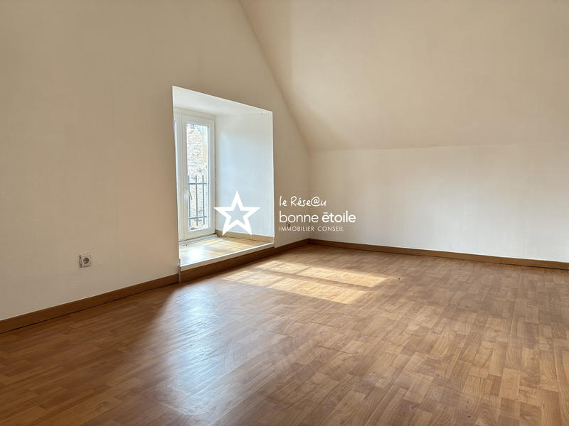 Appartement - 102 m² - 4 pièces