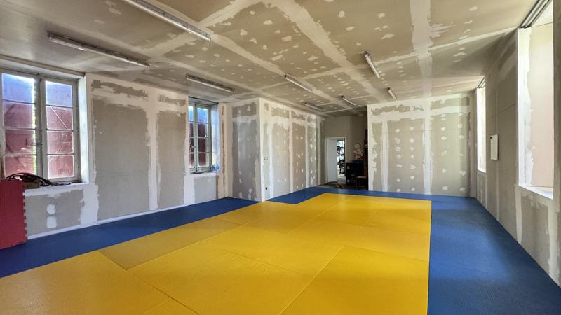 Maison - 310 m² - 5 pièces