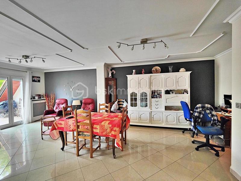 Maison traditionnelle - 120 m² - 5 pièces