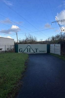 Terrain industriel - 420 m²