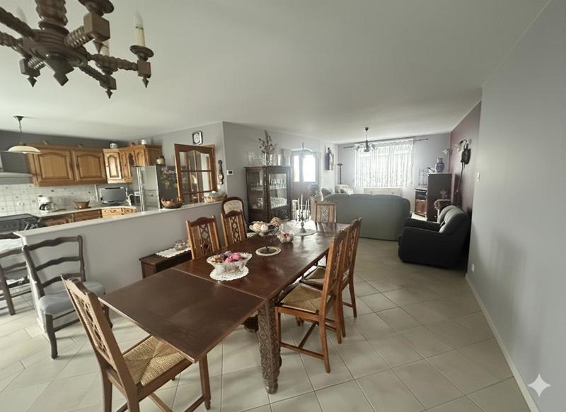 Pavillon - 135 m² - 6 pièces