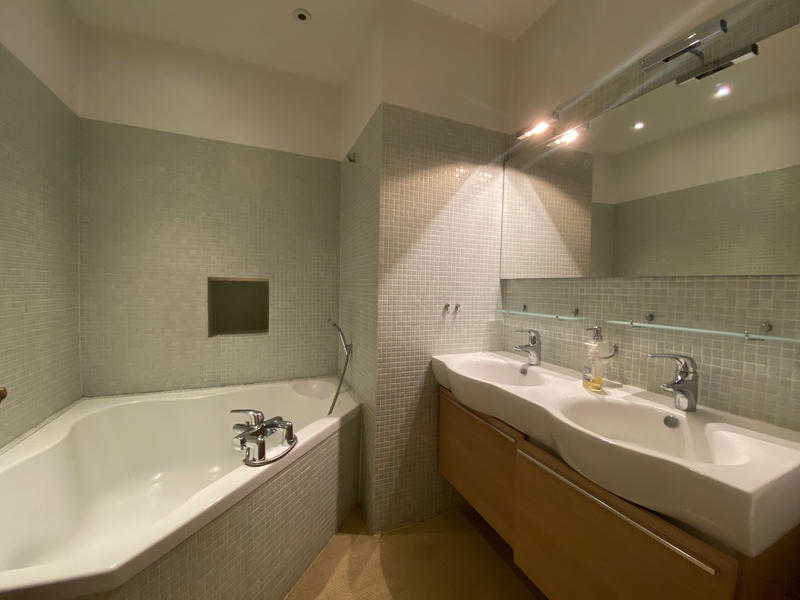 Appartement - 119 m² - 4 pièces