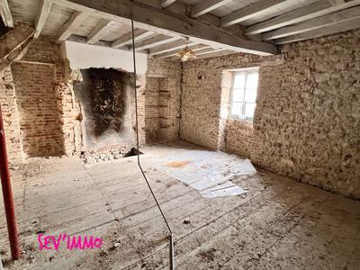 Maison - 160 m² - 4 pièces