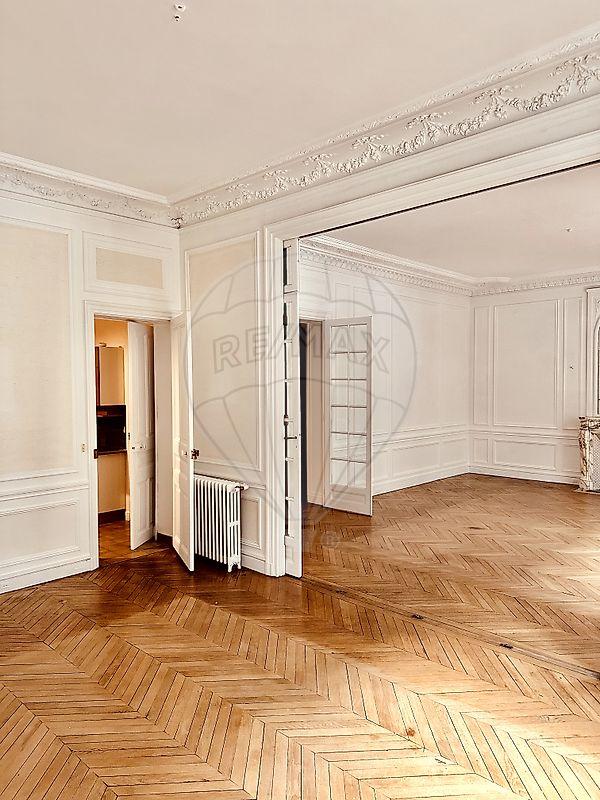 Appartement - 158 m² - 5 pièces