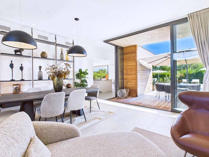 Villa - 200 m² - 6 pièces