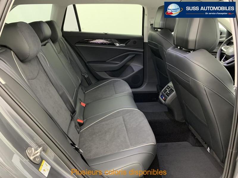 Volkswagen Passat 1.5 eTSI Opf 150 Dsg7 Elegance