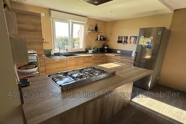 Maison - 106 m² - 5 pièces