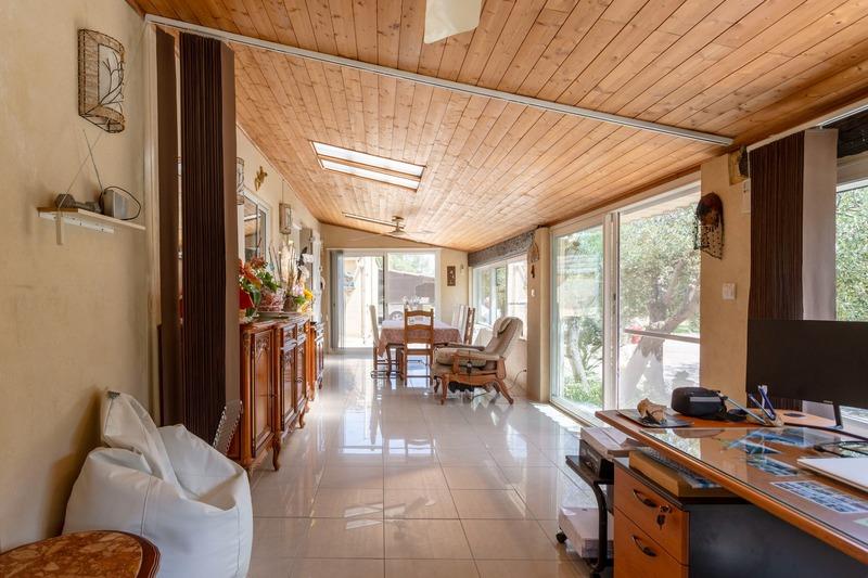 Mas - 130 m² - 5 pièces