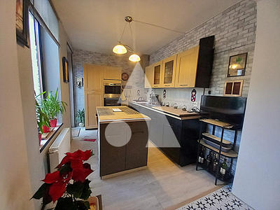 Maison - 130 m² - 10 pièces