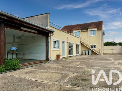 Maison - 450 m² - 7 pièces