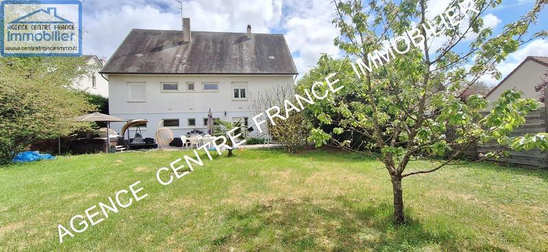 Maison - 310 m² - 8 pièces