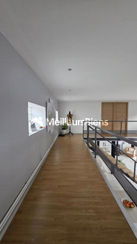 Maison - 150 m² - 4 pièces