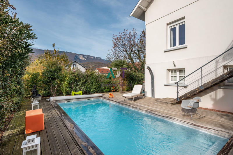 Maison - 150 m² - 6 pièces