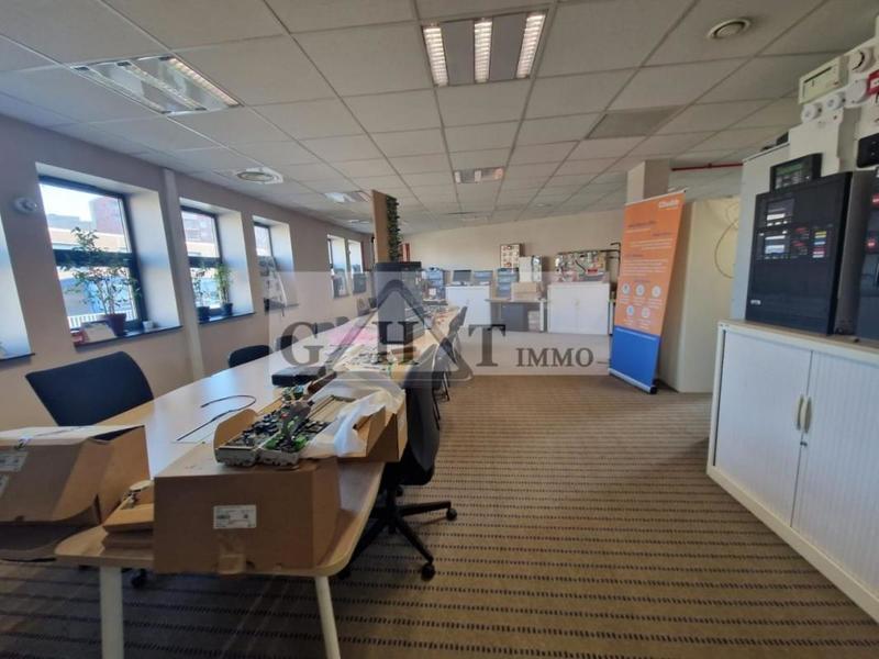 Bureau - 178 m²