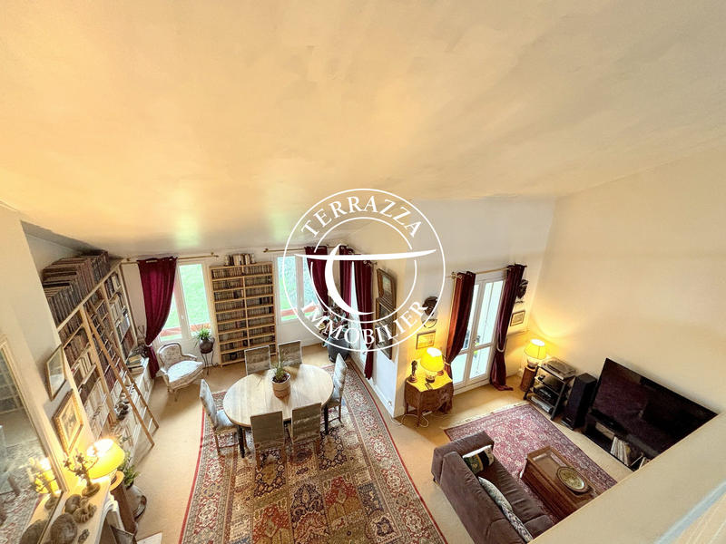 Duplex - 198 m² - 8 pièces