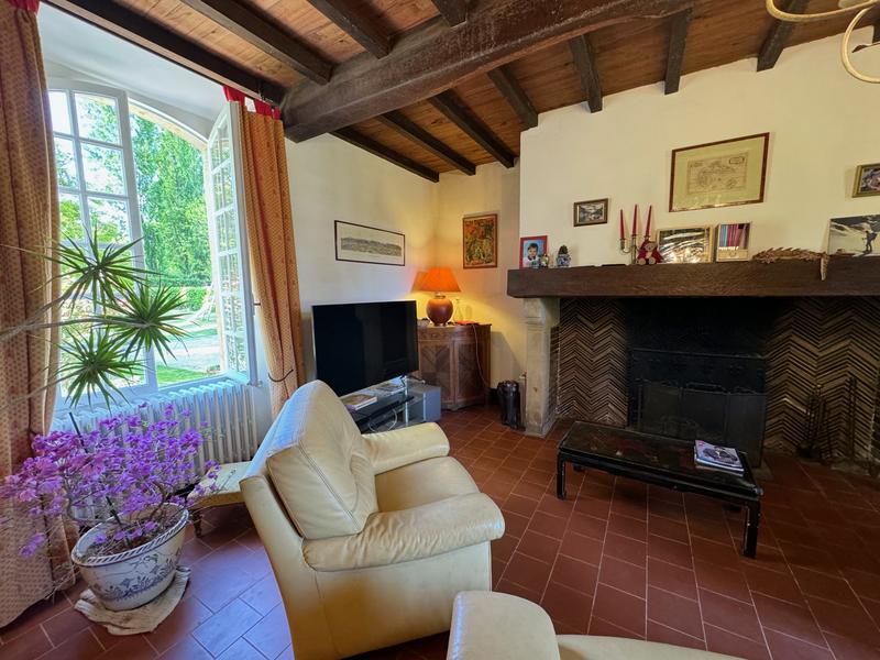 Maison - 268 m² - 6 pièces