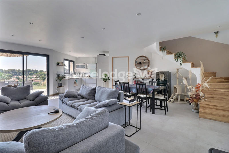 Villa - 128 m² - 4 pièces