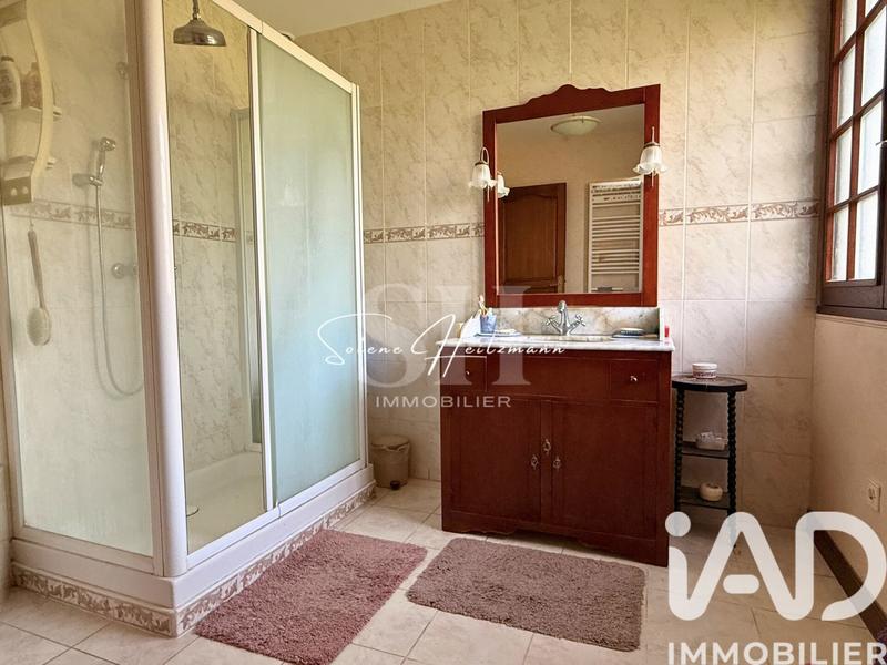 Maison - 144 m² - 5 pièces