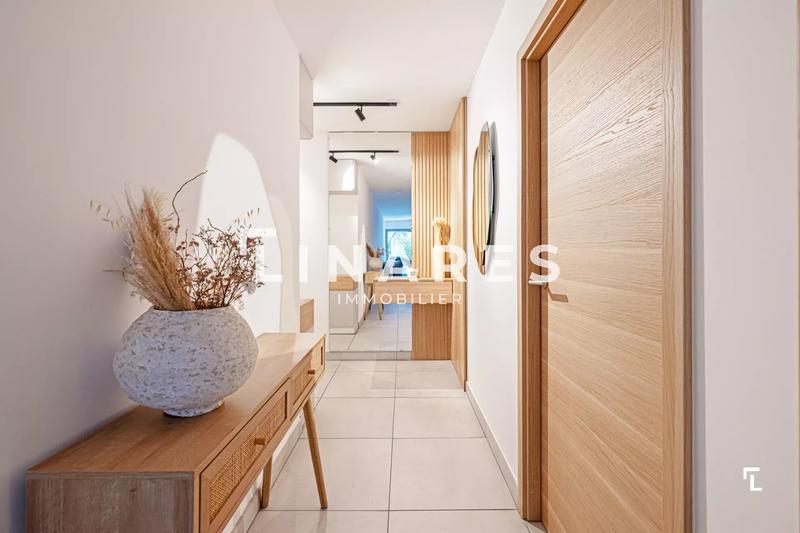 Appartement - 82 m² - 3 pièces