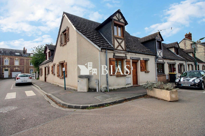 Maison - 88 m² - 3 pièces