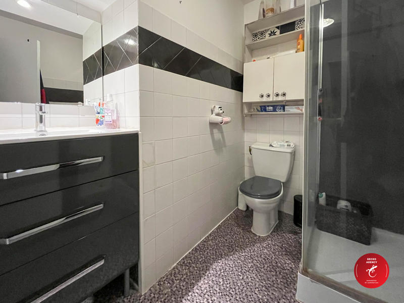 Appartement - 84 m² - 3 pièces