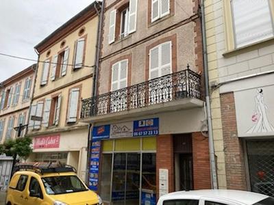 Appartement - 120 m² - 6 pièces