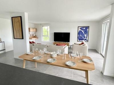 Appartement - 142 m² - 5 pièces